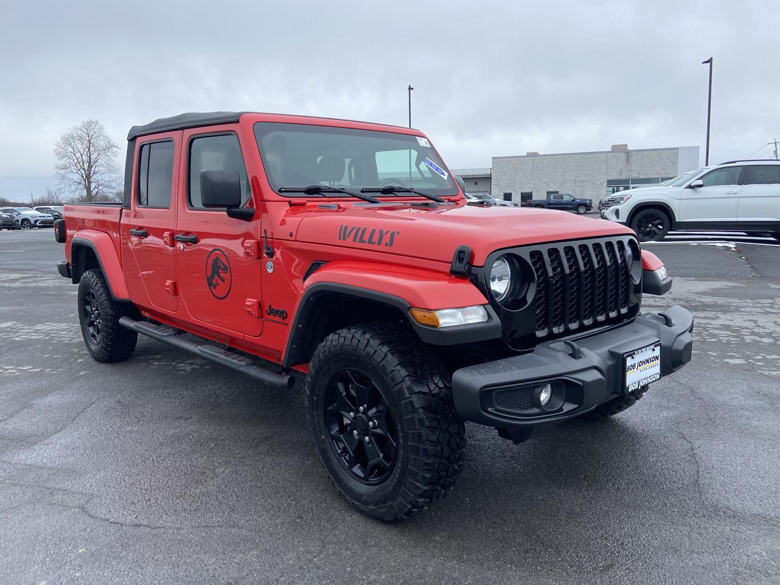 2022 Jeep Gladiator Willys Crew Cab 4WD