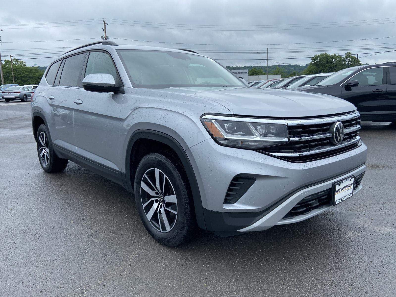 Pyrite Silver Metallic 2023 Volkswagen Atlas SUV / Crossover All-Wheel Drive Automatic