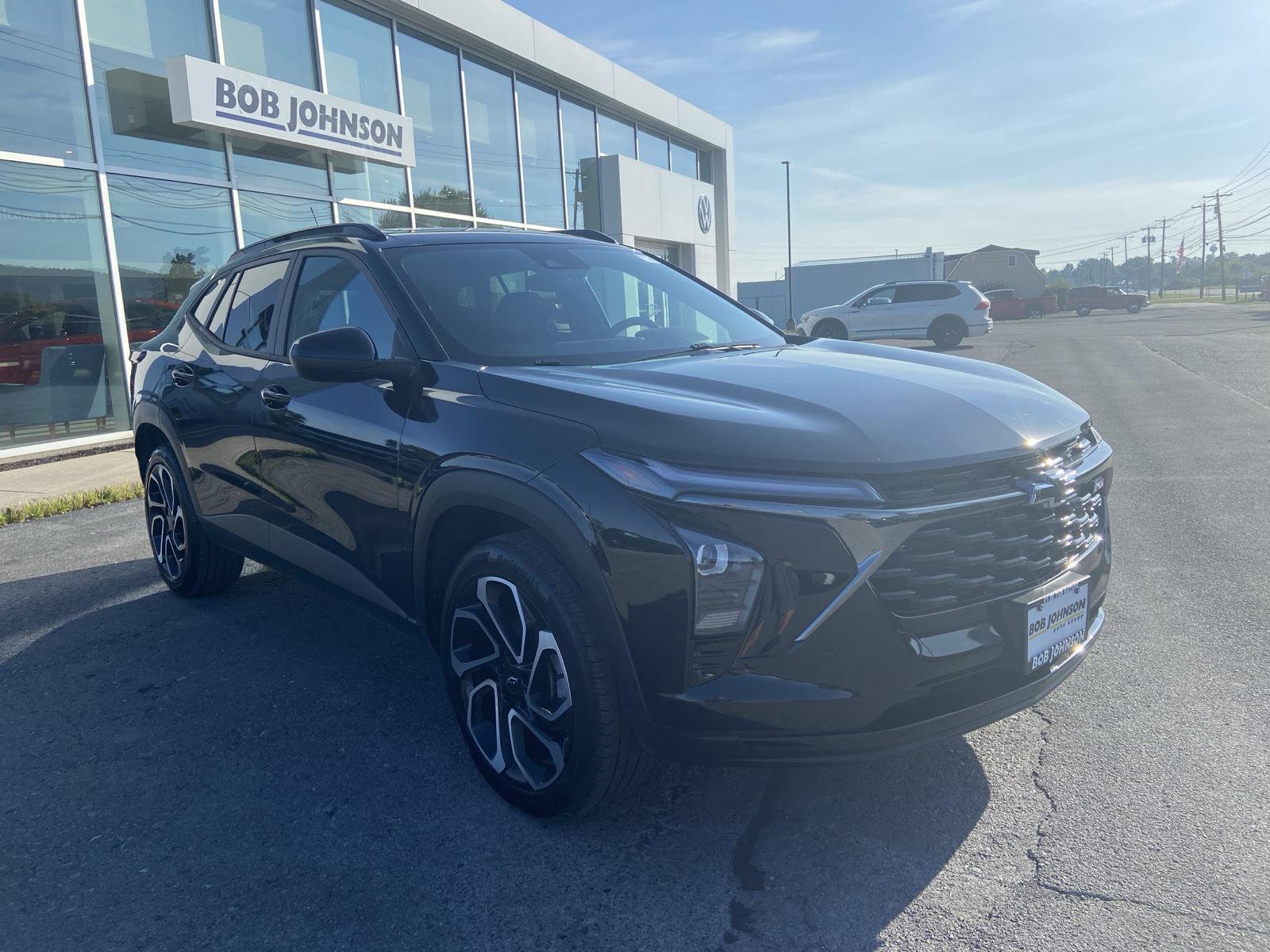 2025 Chevrolet Trax RS with 2RS FWD