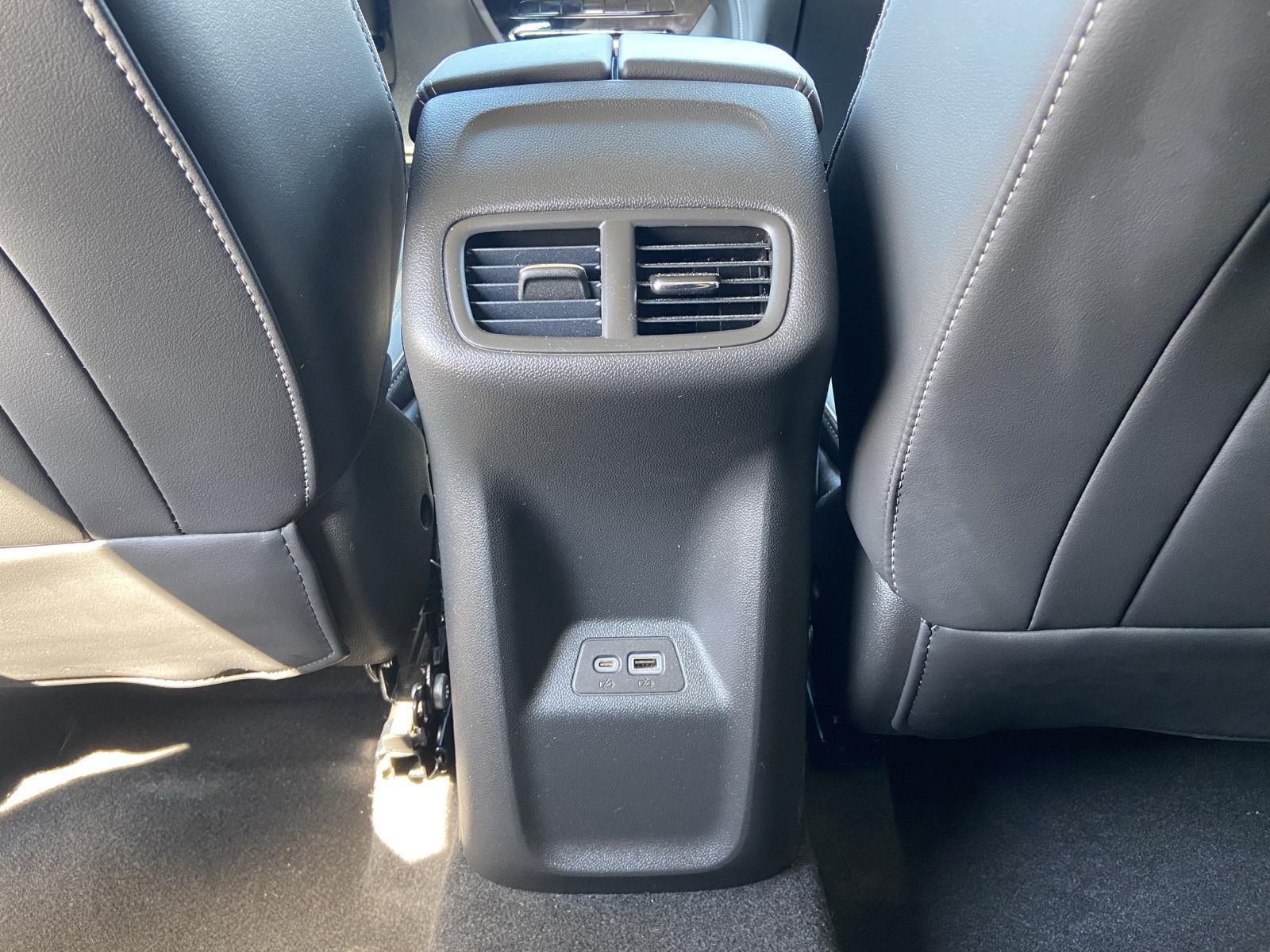 2023 Buick Envision Essence - Photo 17