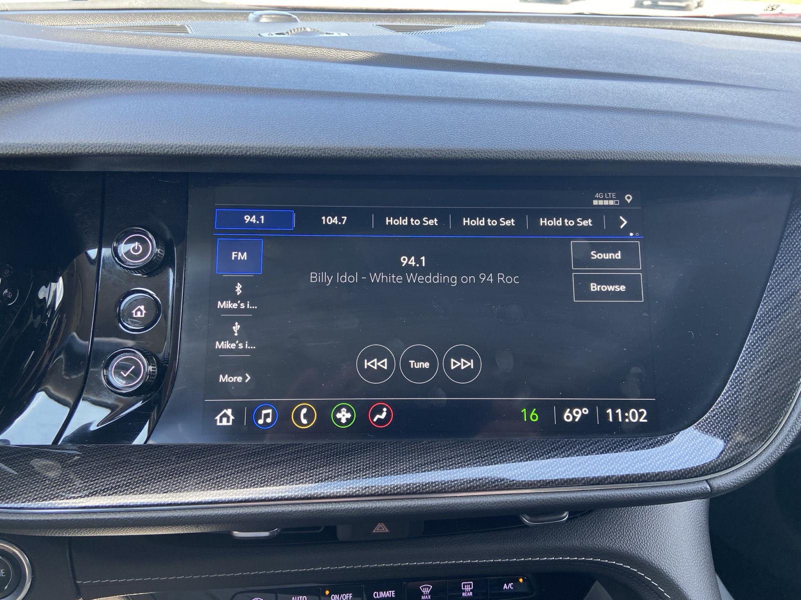 2023 Buick Envision Essence - Photo 28