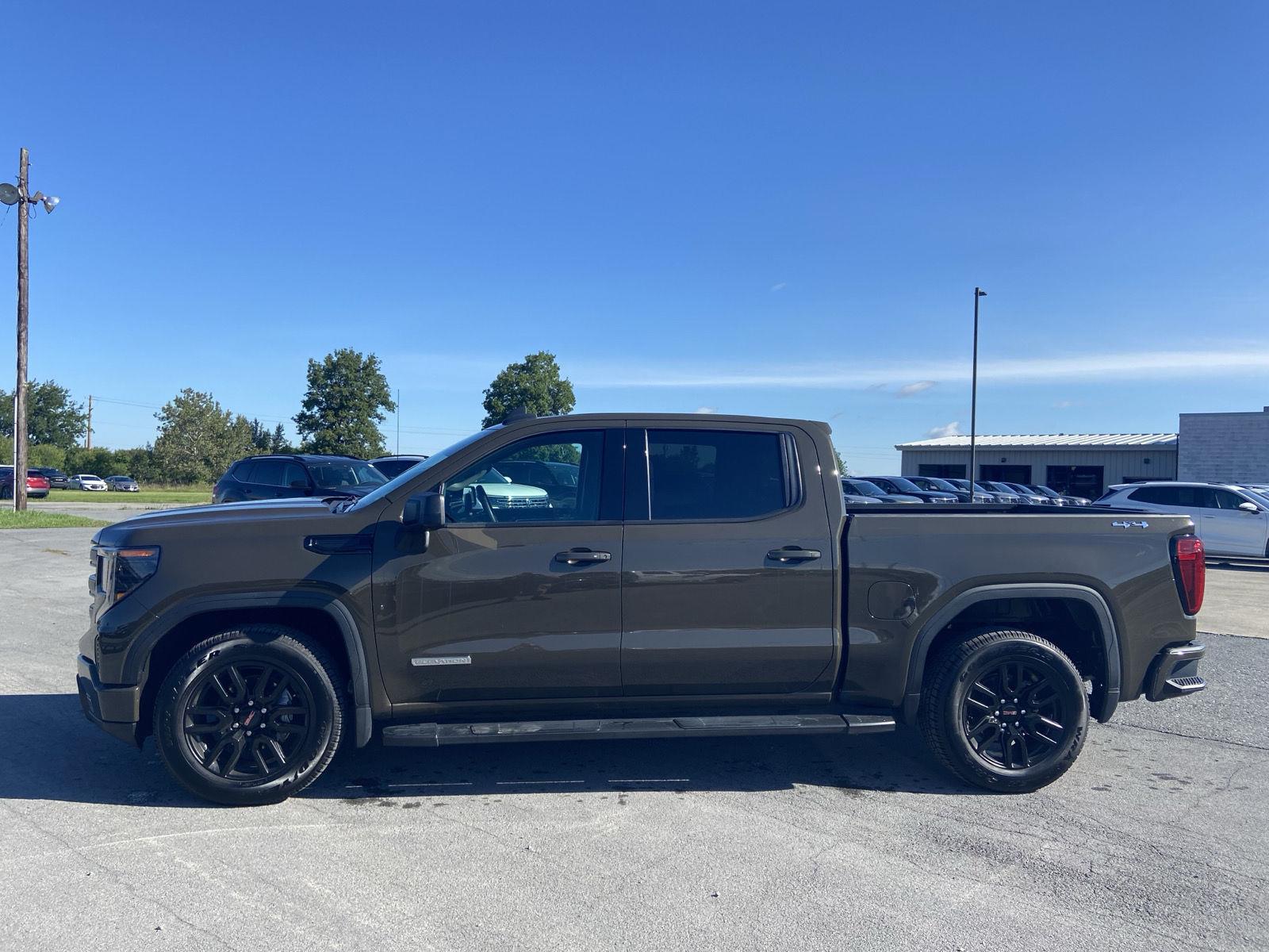 2023 GMC Sierra 1500 Elevation - Photo 7