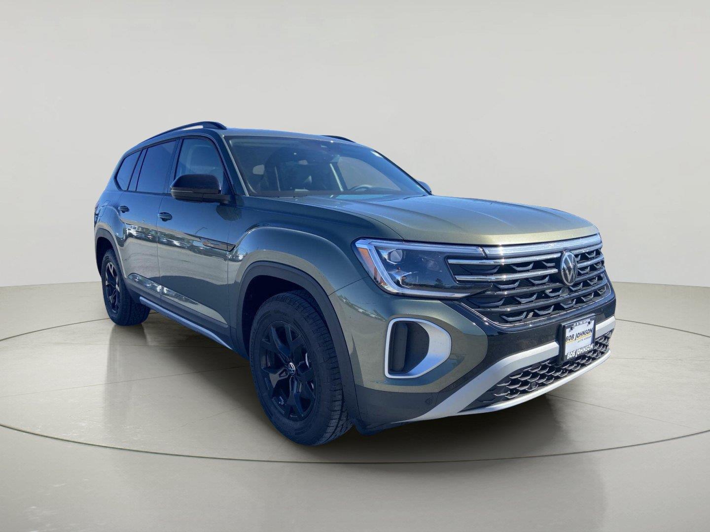 Avocado Green Pearl 2026 Volkswagen Atlas SUV / Crossover All-Wheel Drive Automatic