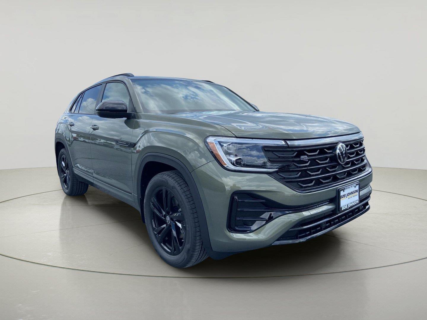Avocado Green Pearl 2026 Volkswagen Atlas Cross Sport SUV / Crossover All-Wheel Drive Automatic