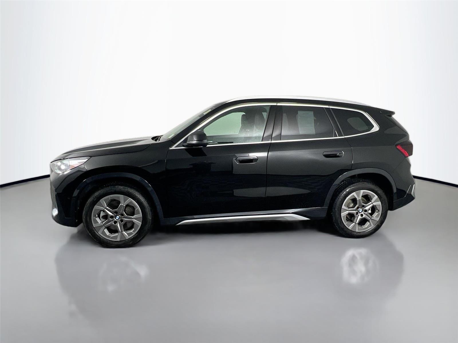 2025 BMW X1 28i - Photo 3