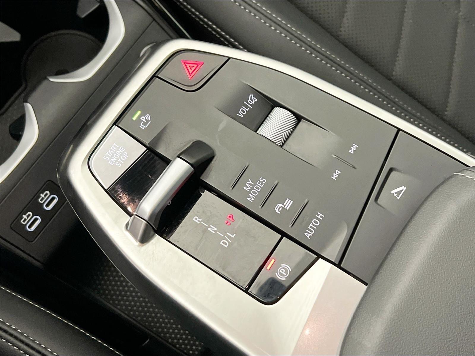 2025 BMW X1 28i - Photo 15