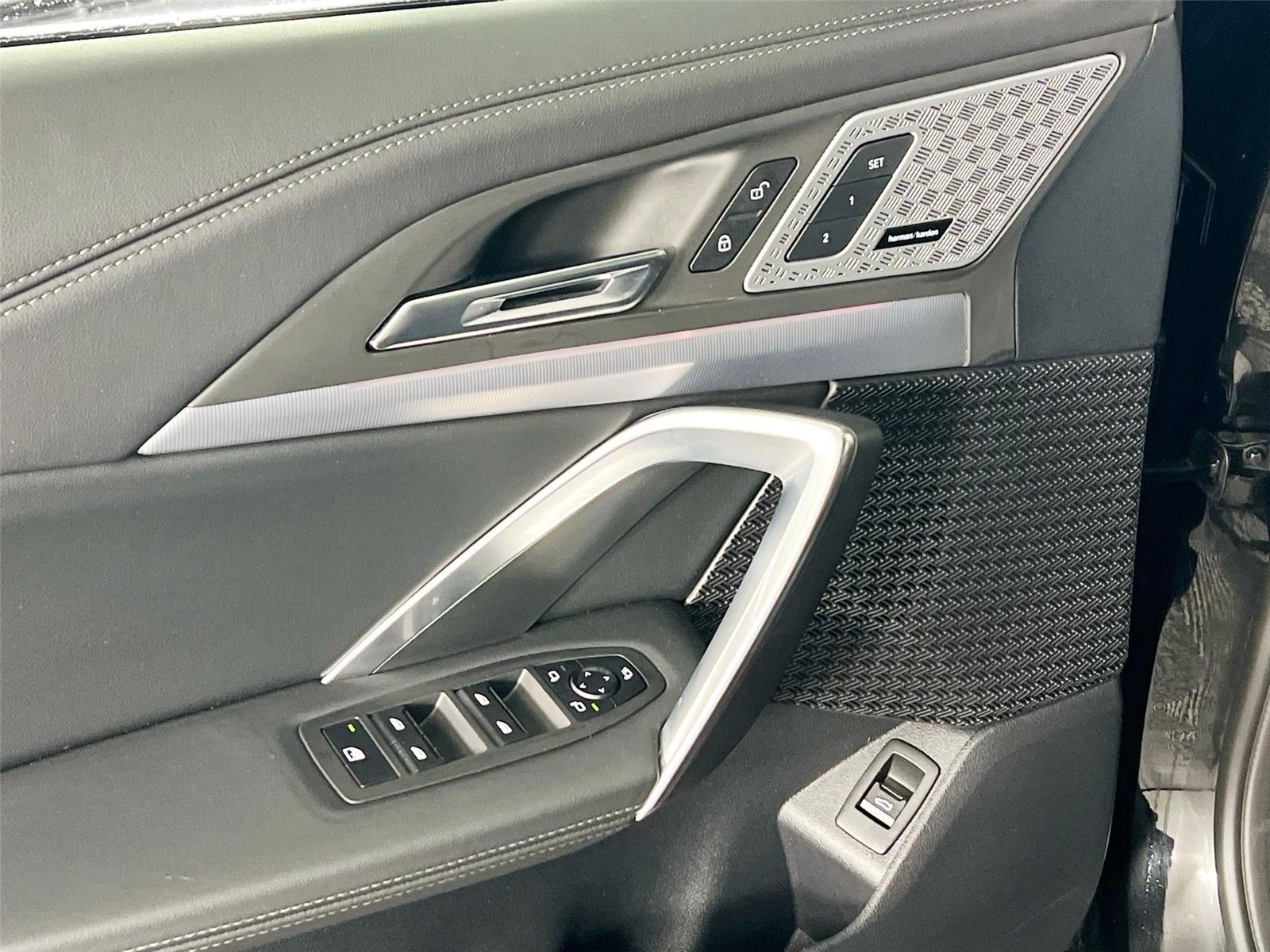 2025 BMW X1 28i - Photo 17