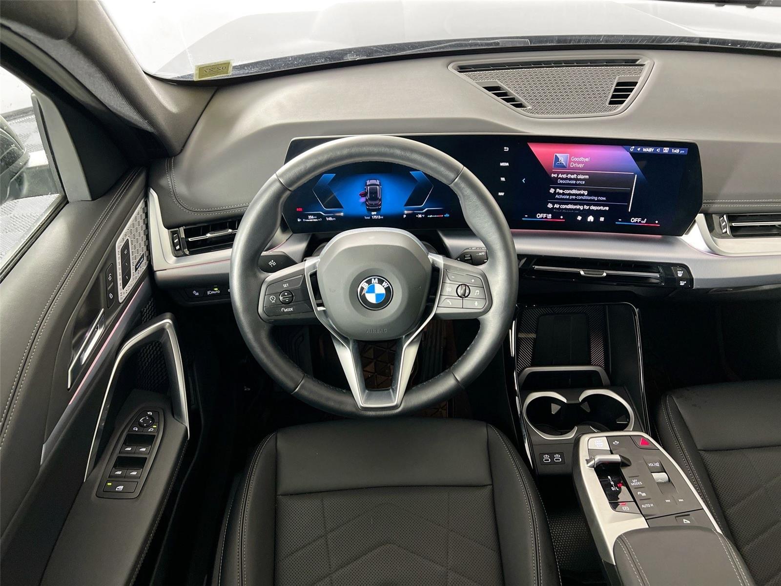 2025 BMW X1 28i - Photo 21