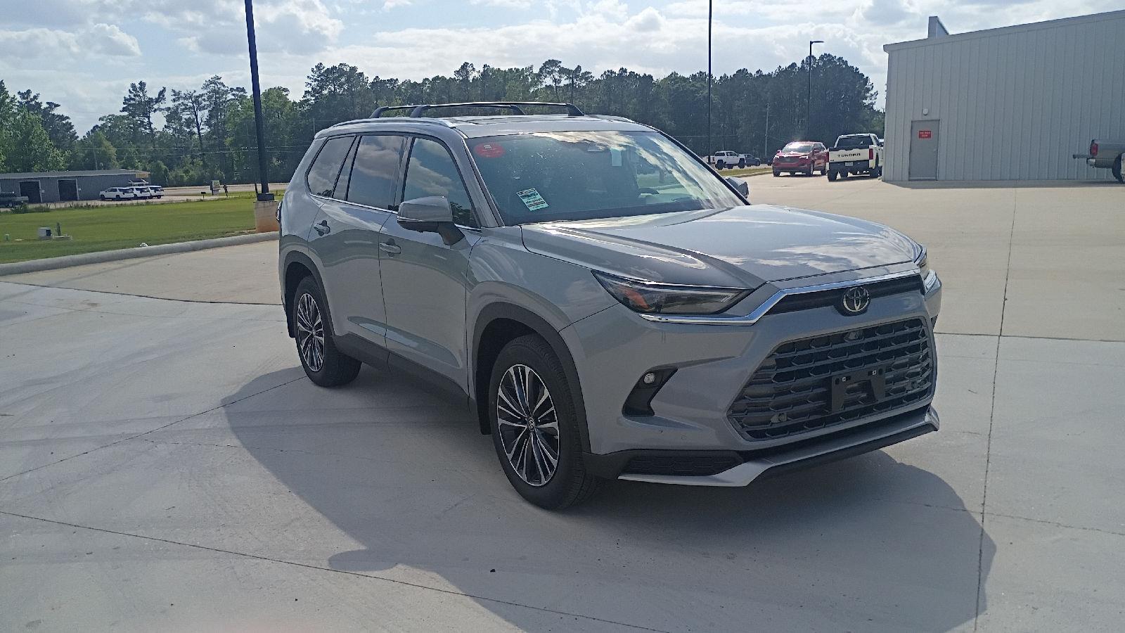 Cement 2026 Toyota Grand Highlander Hybrid MAX Platinum AWD SUV / Crossover All-Wheel Drive 6-Speed Automatic