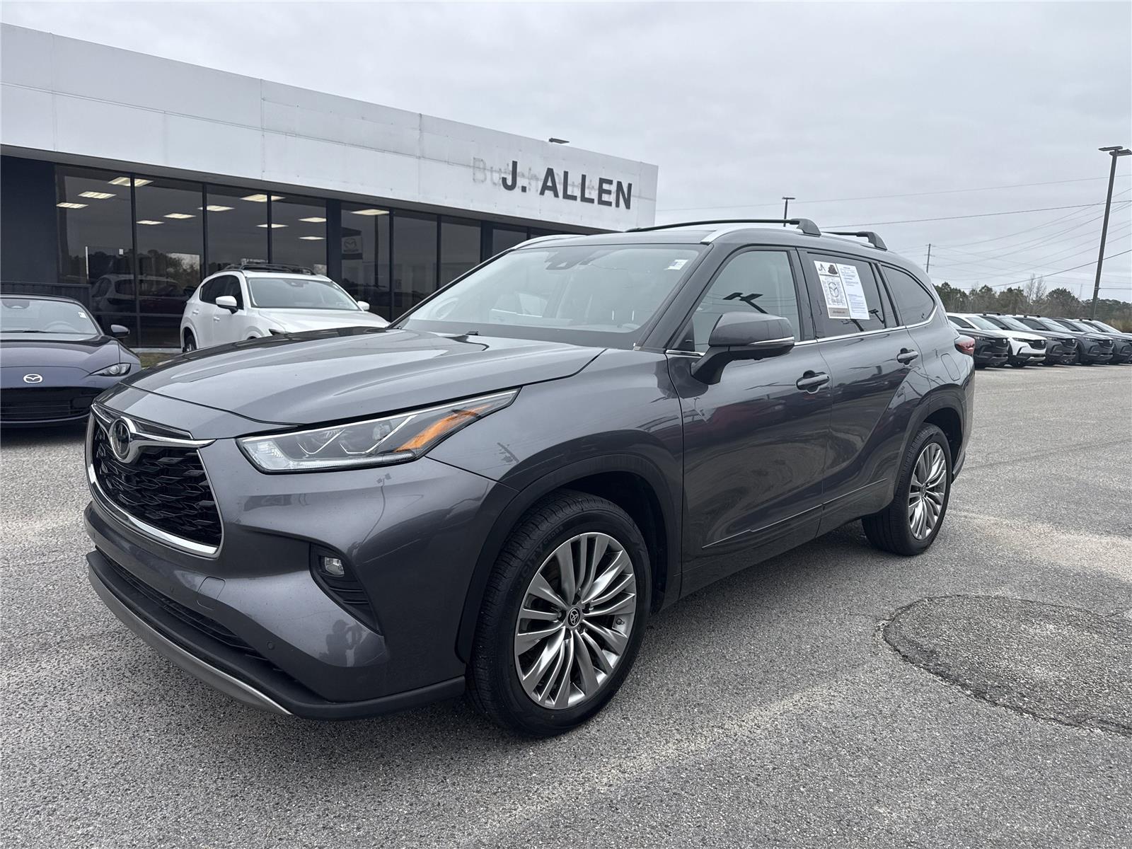 2023 Toyota Highlander Platinum FWD