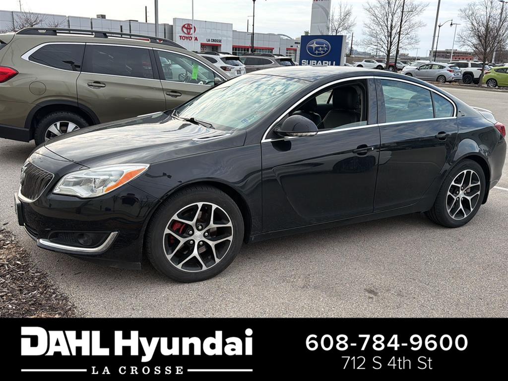 2017 Buick Regal Sport Touring Sedan FWD
