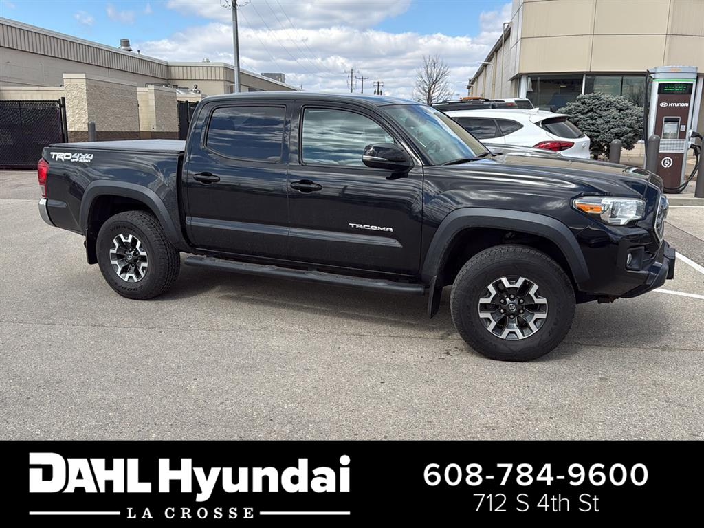 Black 2017 Toyota Tacoma TRD Off Road V6 Double Cab 4WD Pickup Truck Four-Wheel Drive Automatic