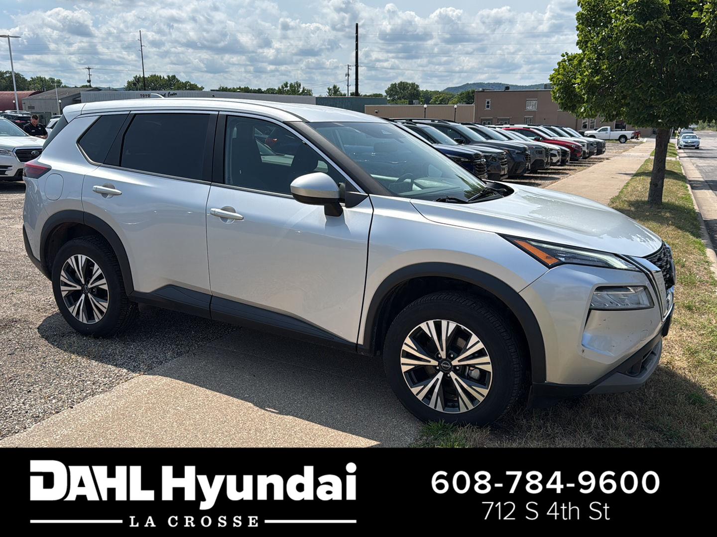  2023 Nissan Rogue SV AWD   
