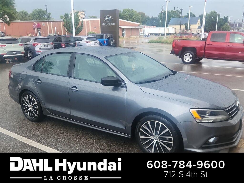 2016 Volkswagen Jetta 1.8T Sport FWD