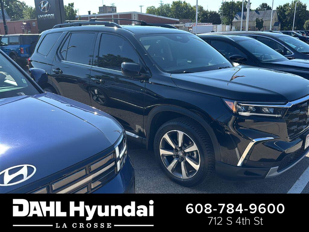 2023 Honda Pilot Elite AWD