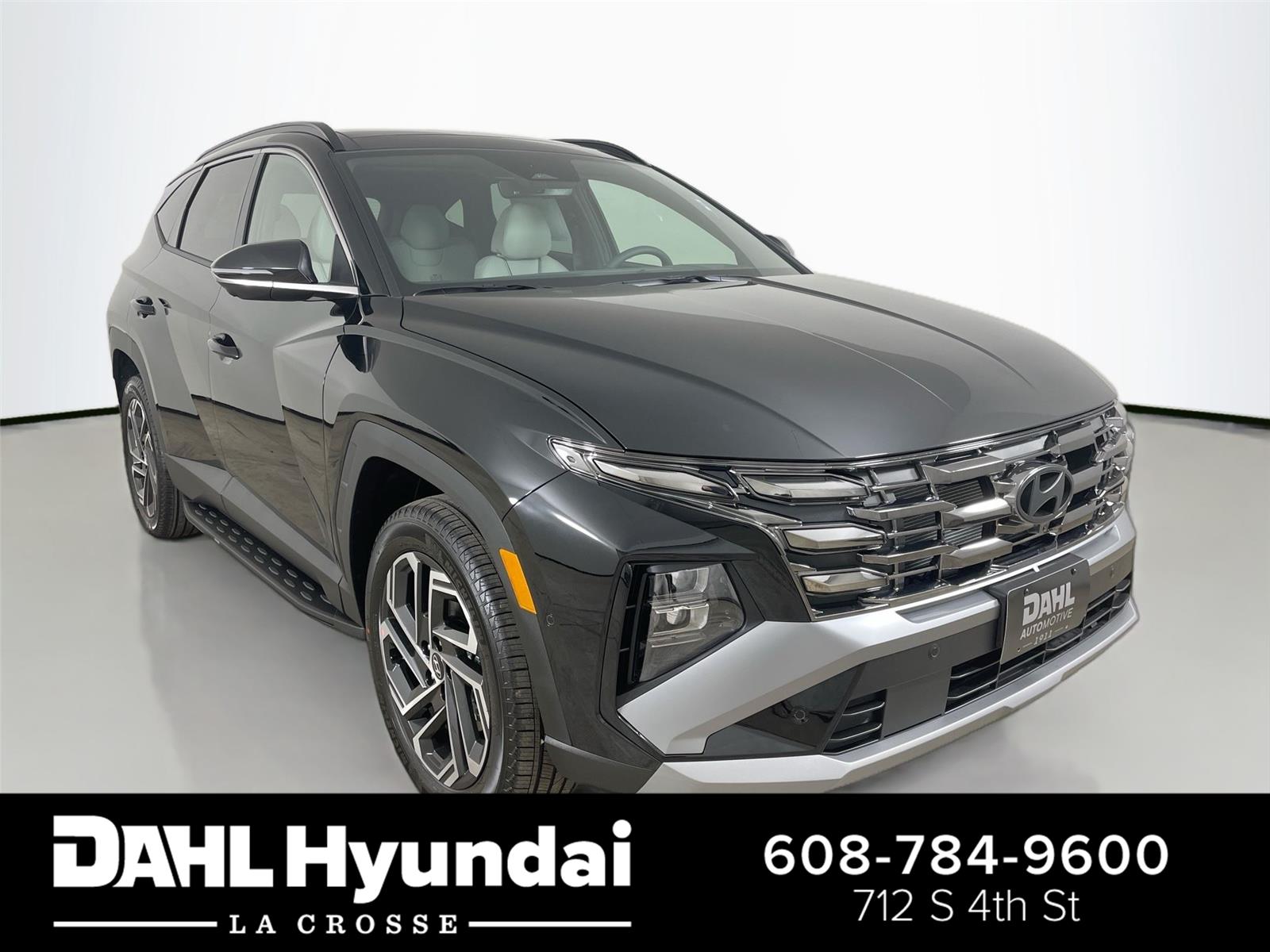 Phantom Black 2026 Hyundai Tucson Limited AWD SUV / Crossover All-Wheel Drive Automatic