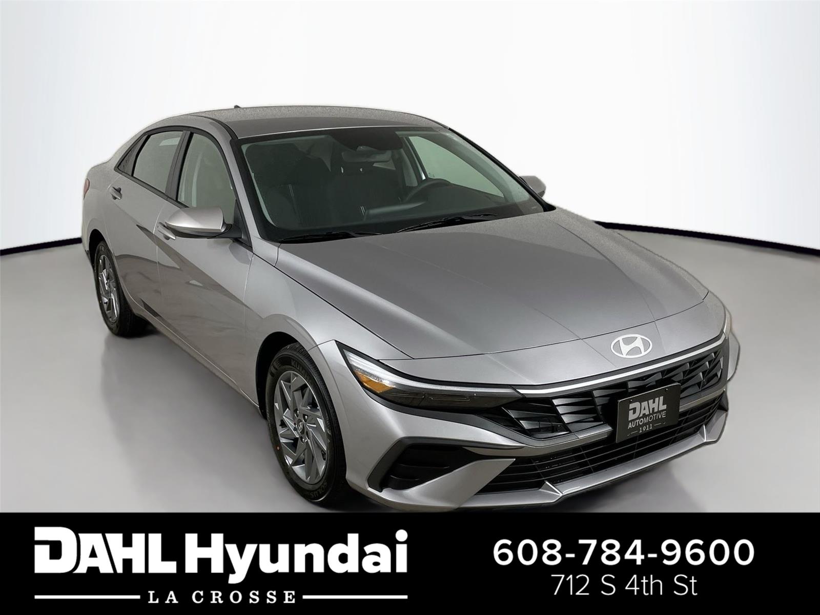 Fluid Metal 2026 Hyundai Elantra Hybrid Blue FWD Sedan Front-Wheel Drive Automatic