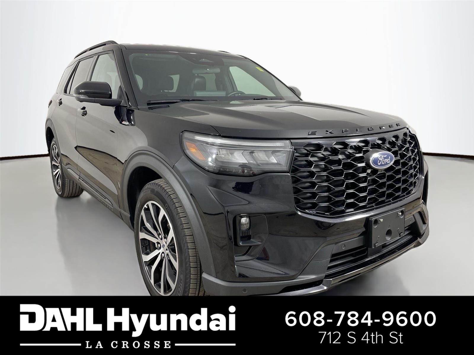 2025 Ford Explorer ST-Line AWD