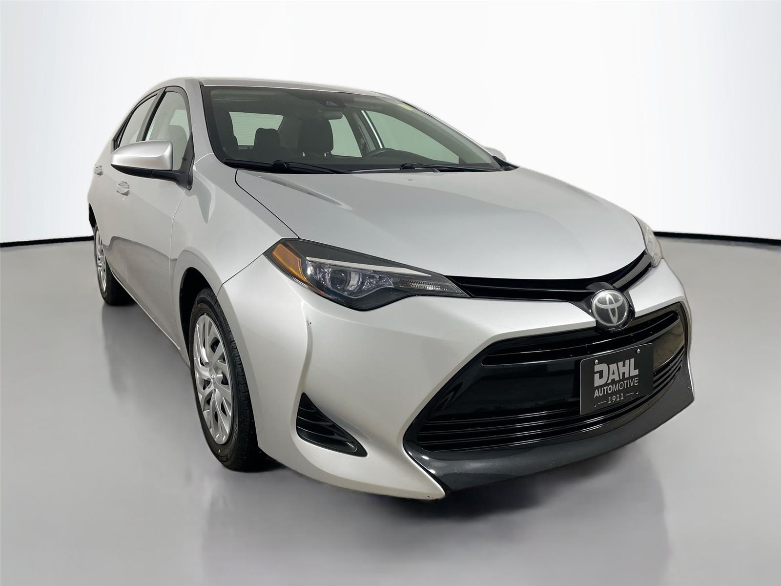 Classic Silver Metallic 2017 Toyota Corolla LE Sedan Front-Wheel Drive 7-Speed CVT