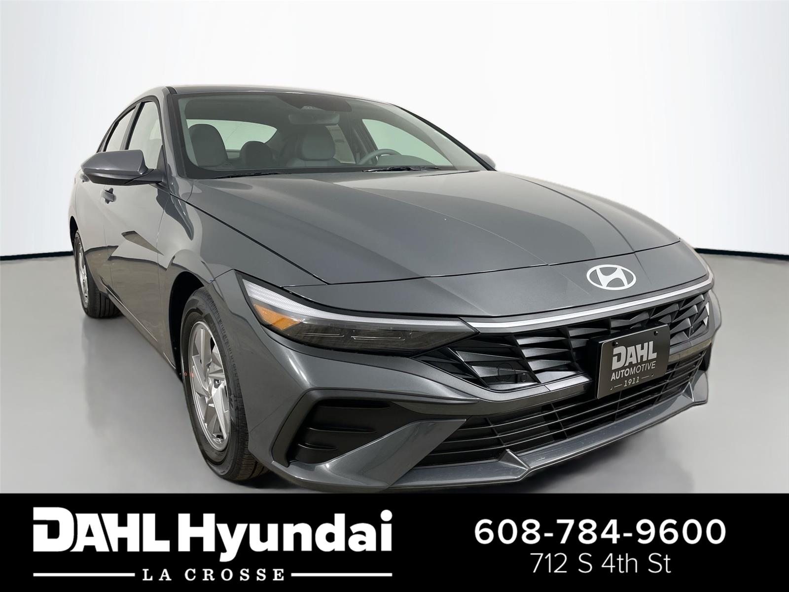 Ecotronic Gray 2026 Hyundai Elantra SE FWD Sedan Front-Wheel Drive Continuously Variable Transmission