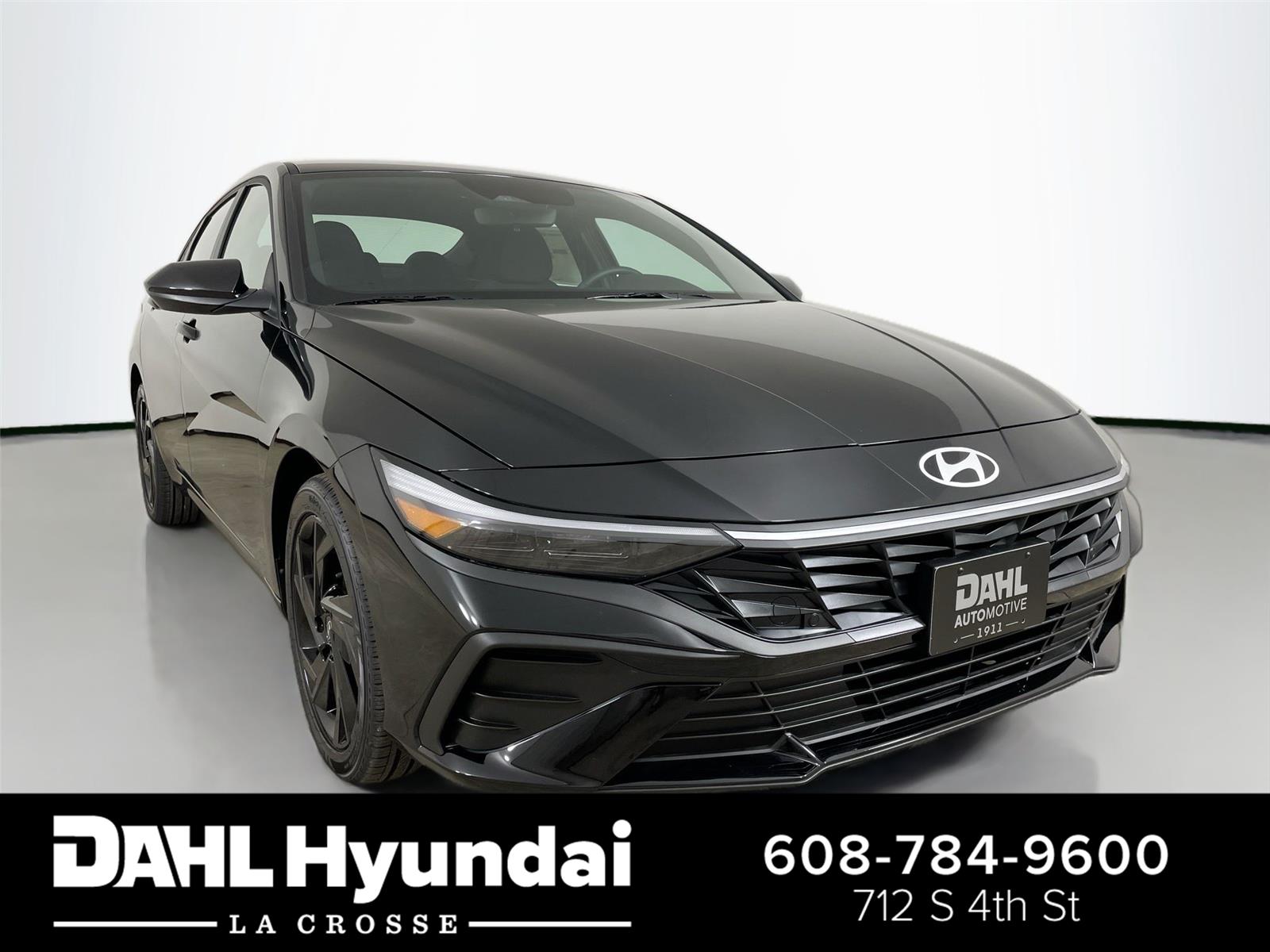 Abyss Black 2026 Hyundai Elantra Sedan Front-Wheel Drive Continuously Variable Transmission