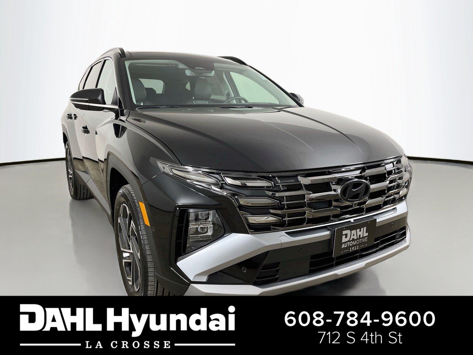 Ash Black 2026 Hyundai Tucson Hybrid Plug-In SUV / Crossover All-Wheel Drive Automatic