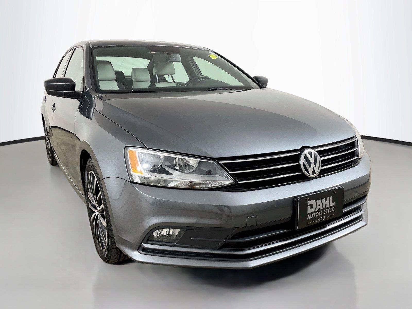 2016 Volkswagen Jetta 1.8T Sport FWD
