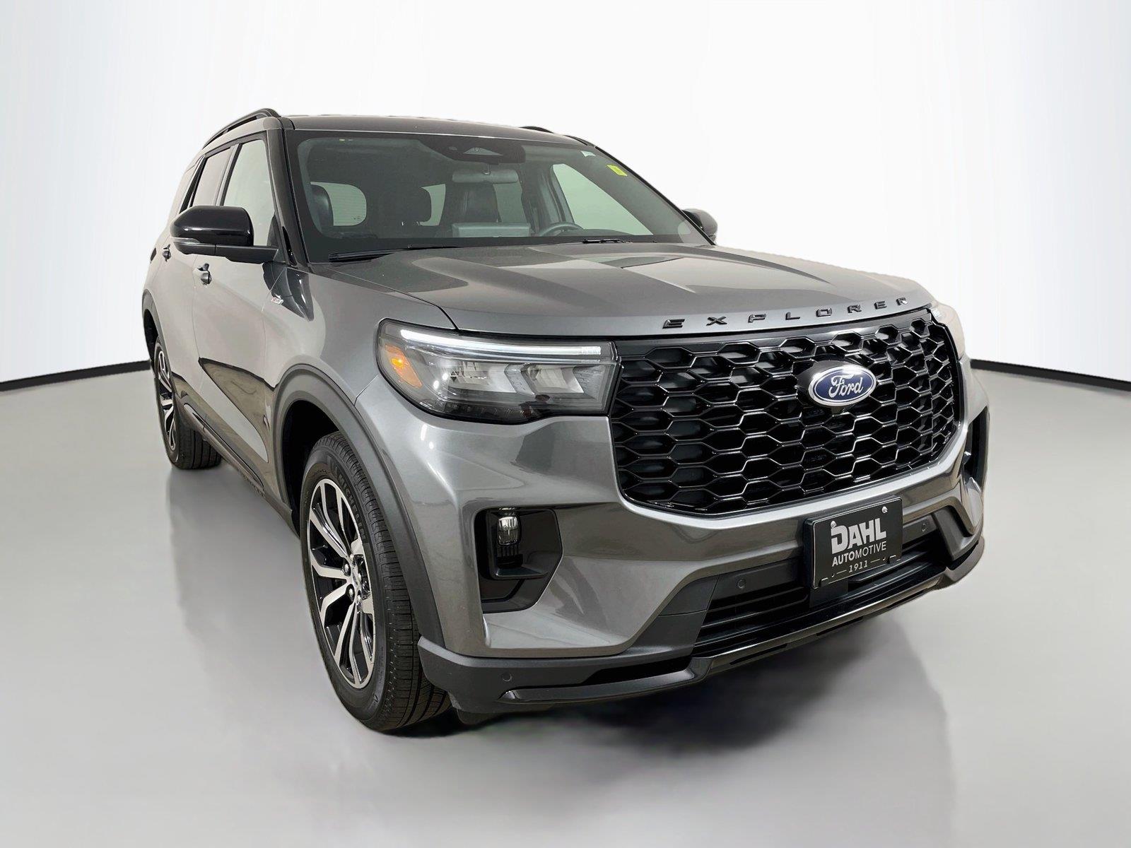 2026 Ford Explorer ST-Line AWD