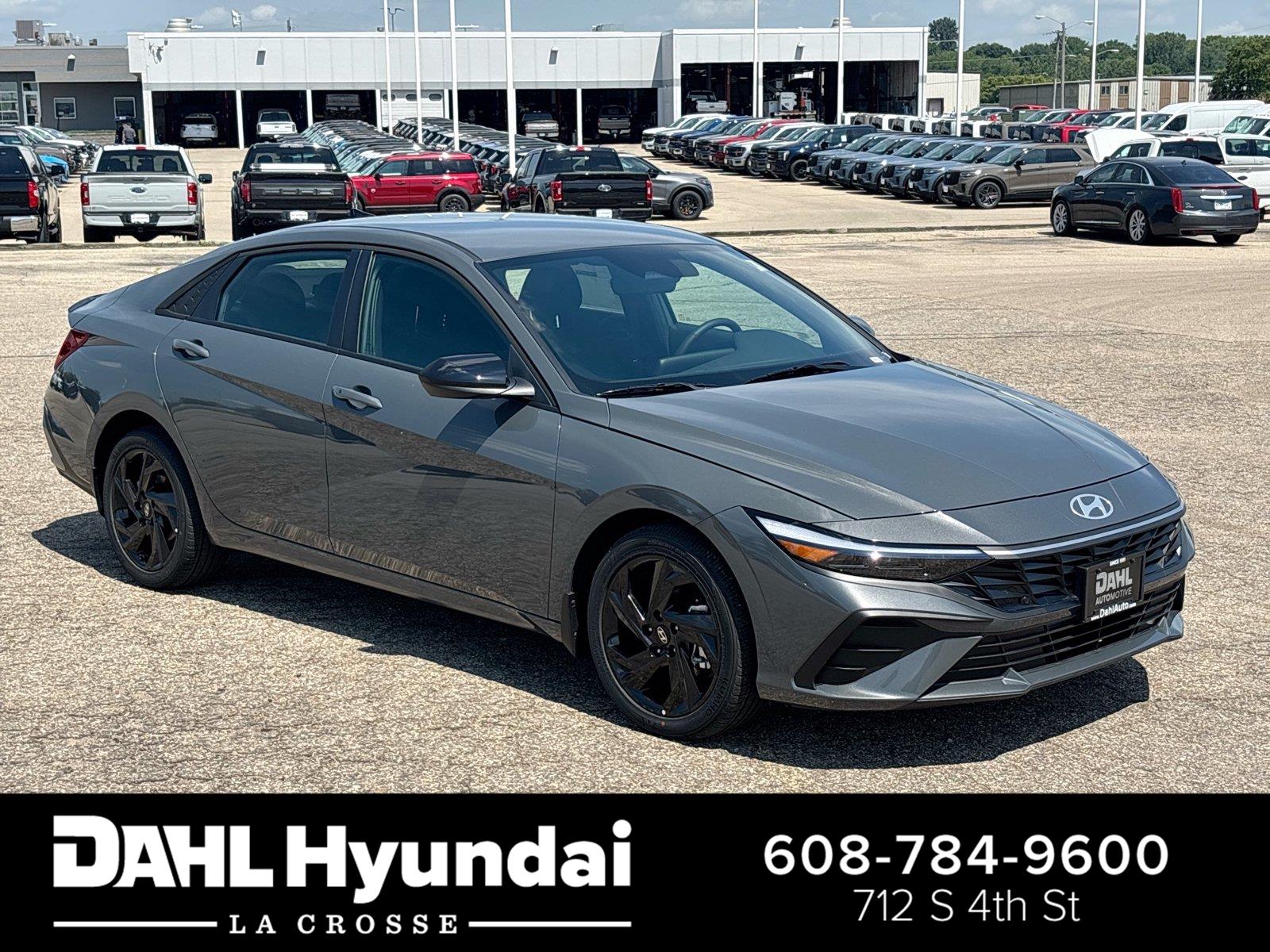 Ecotronic Gray 2026 Hyundai Elantra Sedan Front-Wheel Drive Continuously Variable Transmission