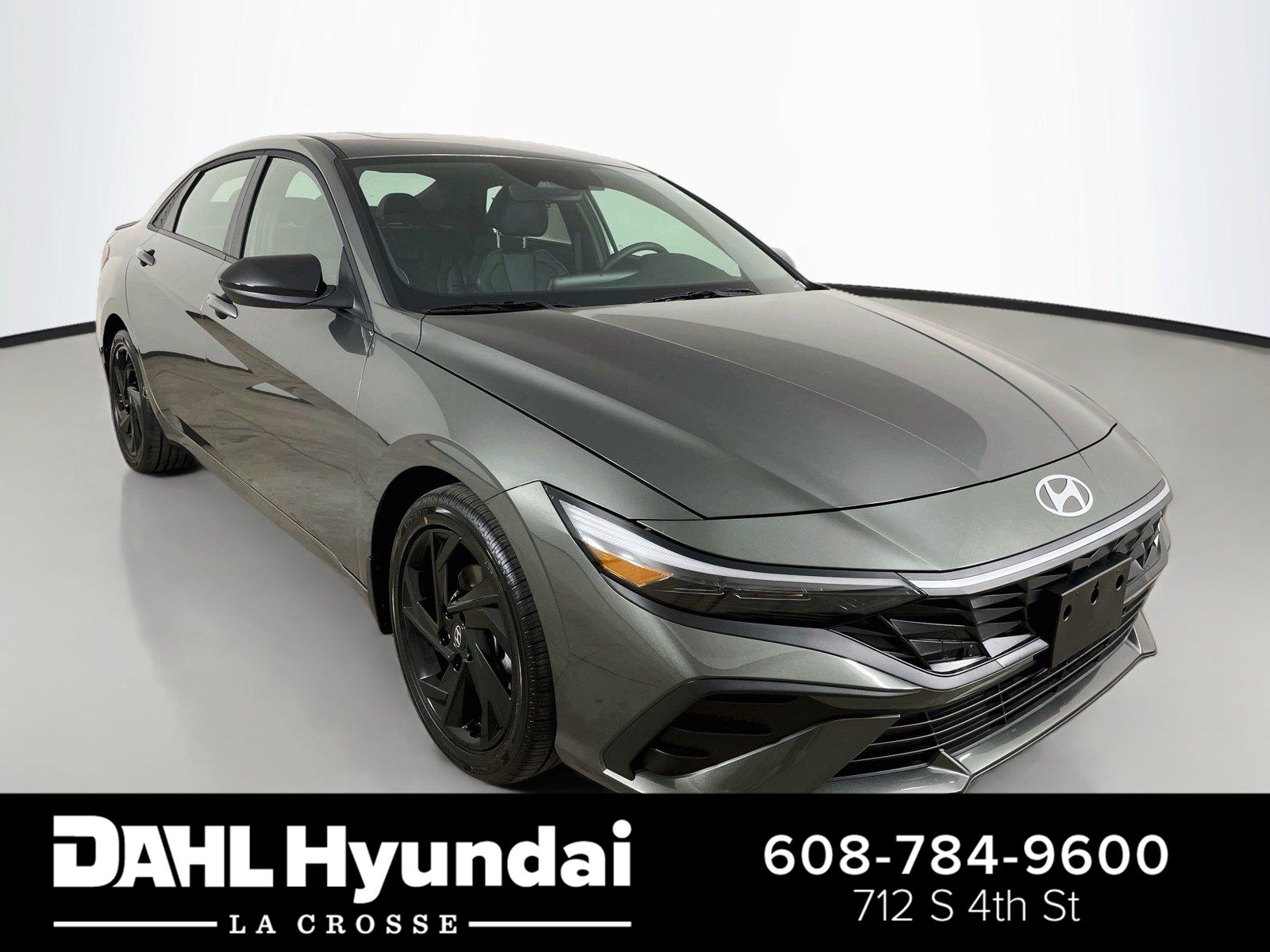 Amazon Gray 2026 Hyundai Elantra Sedan Front-Wheel Drive Continuously Variable Transmission