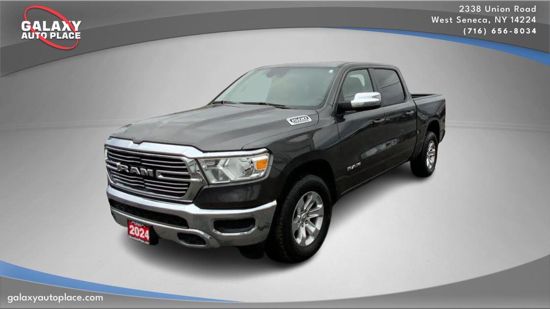 2024 RAM 1500 Laramie Crew Cab 4WD