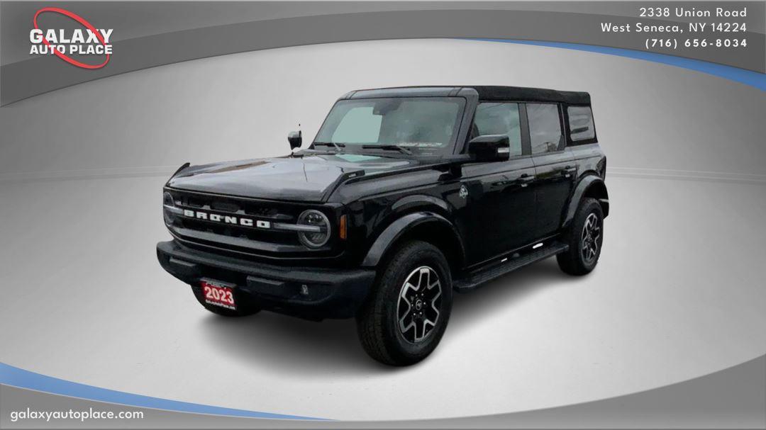 2023 Ford Bronco Outer Banks 4-Door 4WD