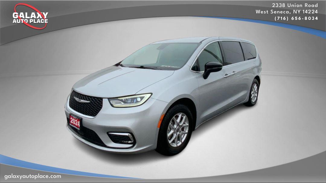 2024 Chrysler Pacifica Touring L FWD