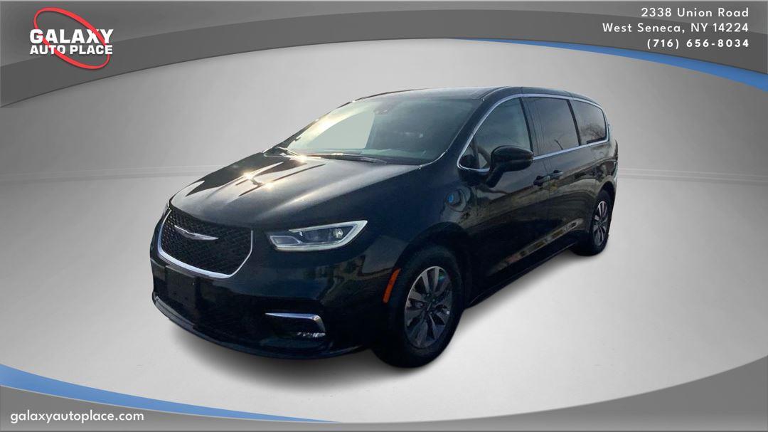 2024 Chrysler Pacifica Hybrid Select FWD