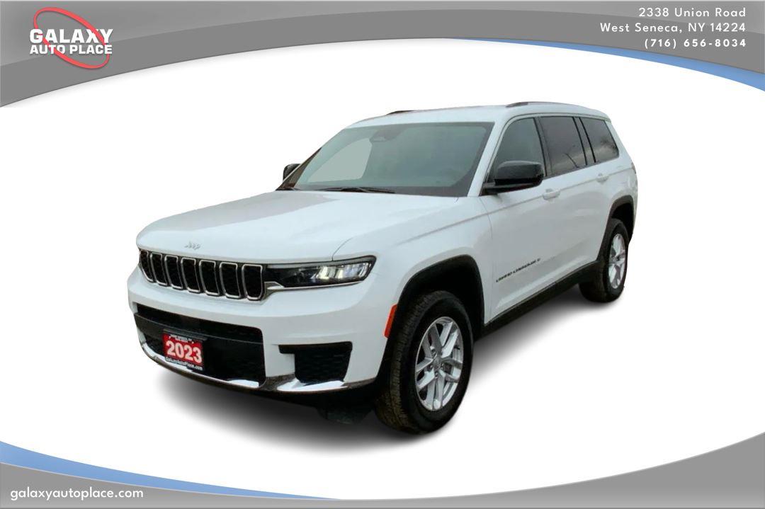 Bright White Clearcoat 2023 Jeep Grand Cherokee L Laredo 4WD SUV / Crossover Four-Wheel Drive 8-Speed Automatic
