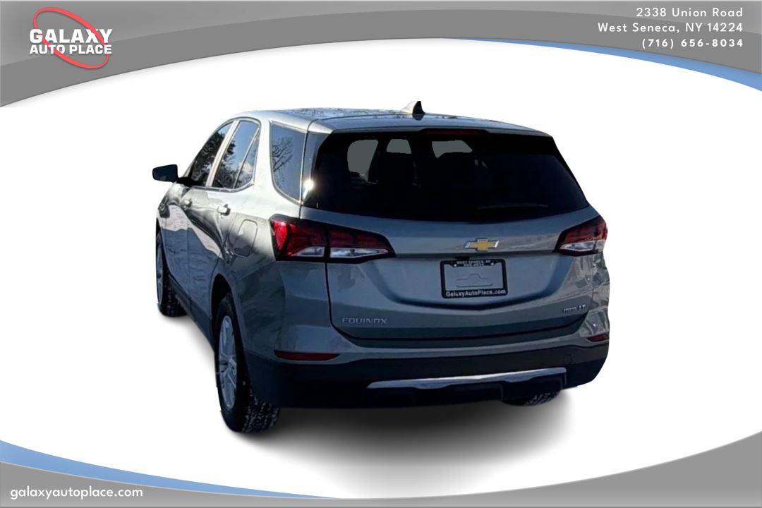 View vehicle photo 7