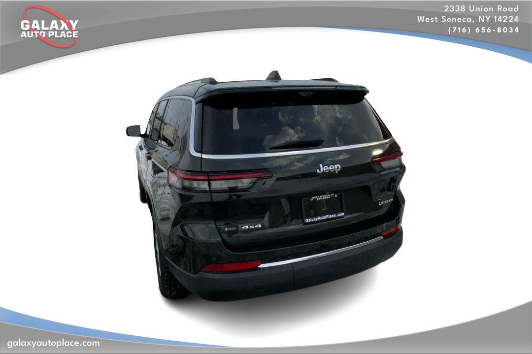 View vehicle photo 7