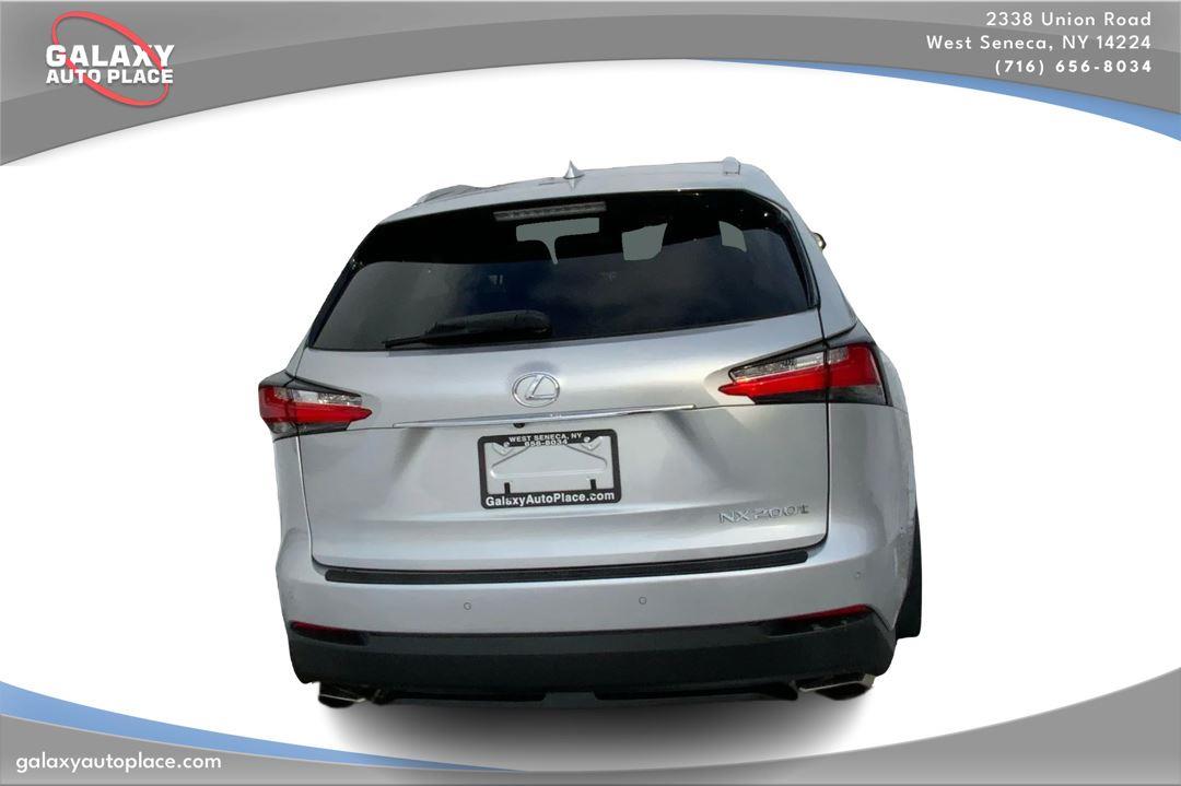 View vehicle photo 6