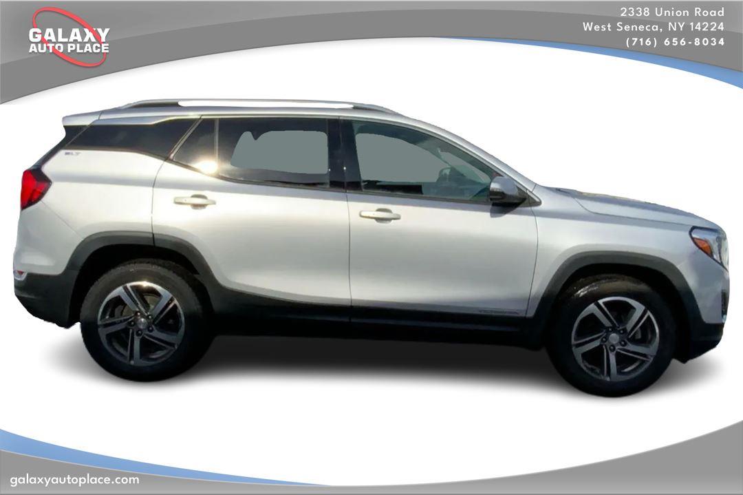 View vehicle photo 4