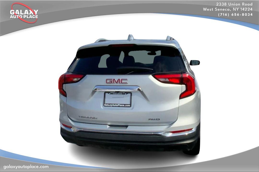 View vehicle photo 6