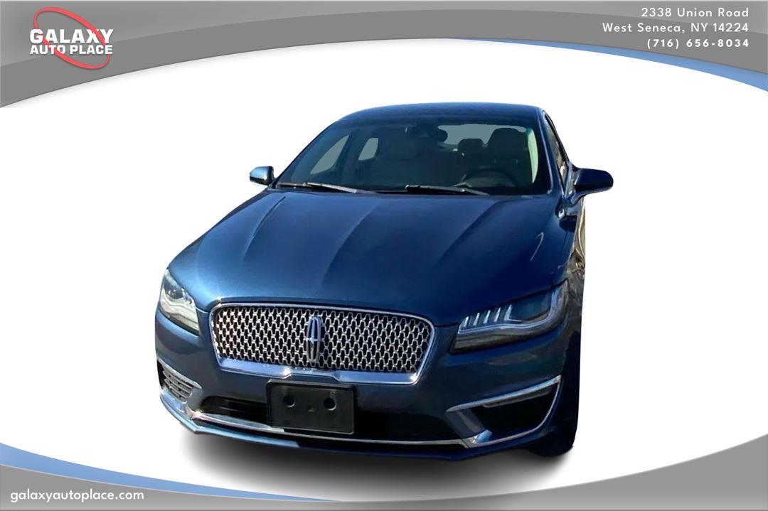 View vehicle photo 2