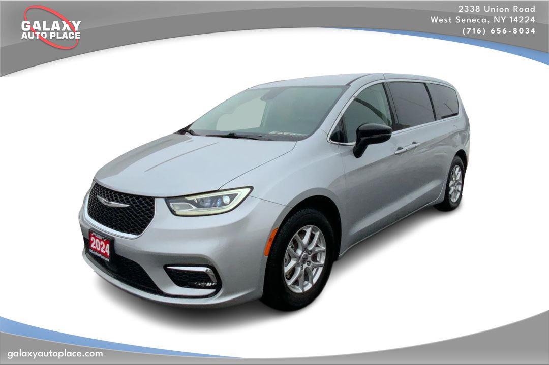 2024 Chrysler Pacifica Touring L FWD