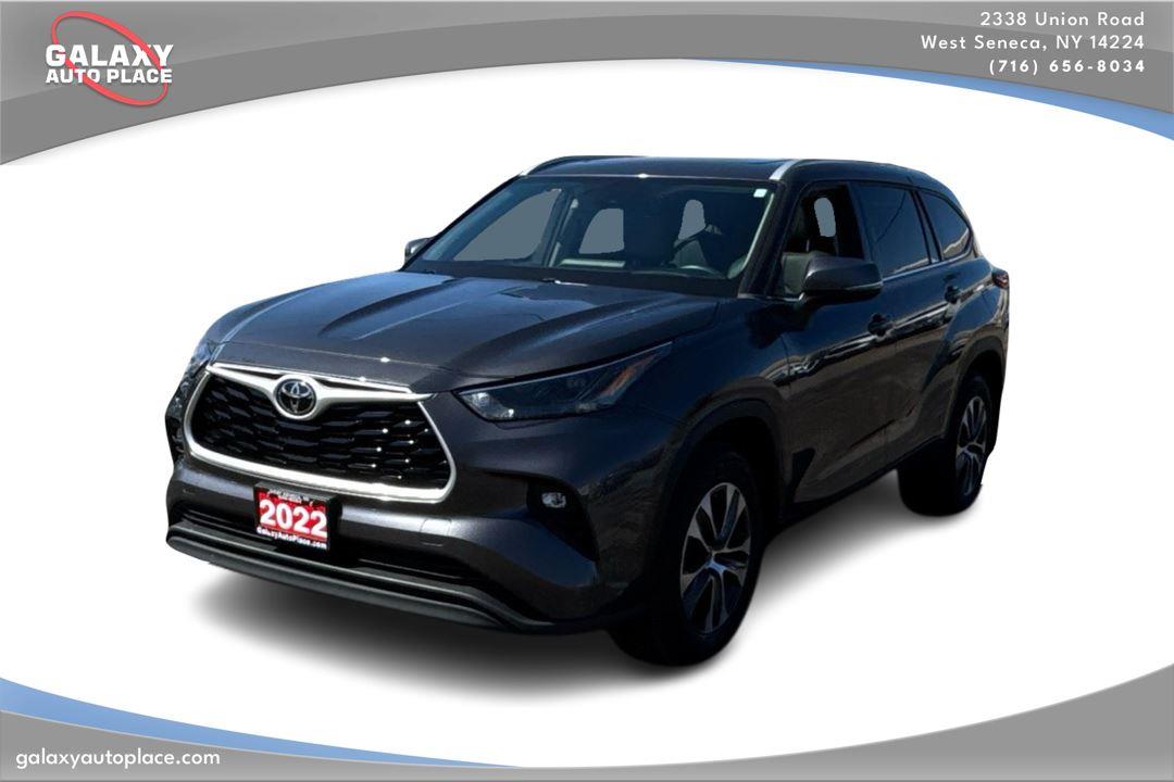 2022 Toyota Highlander XLE AWD