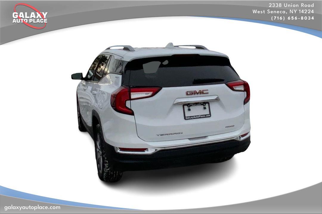 View vehicle photo 7