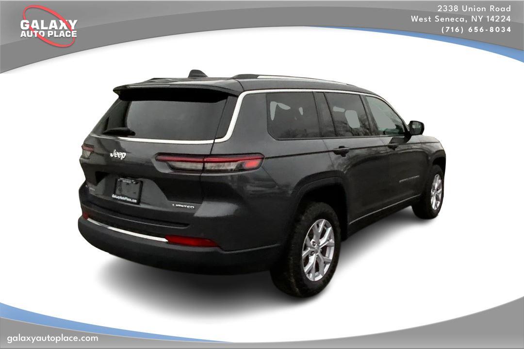 View vehicle photo 5