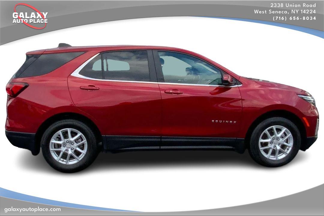 View vehicle photo 4