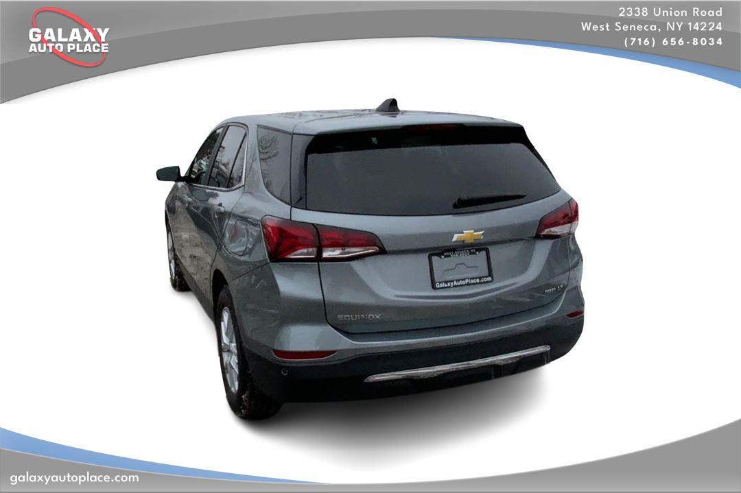 View vehicle photo 7