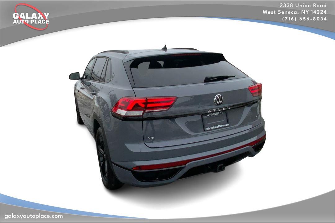 View vehicle photo 7