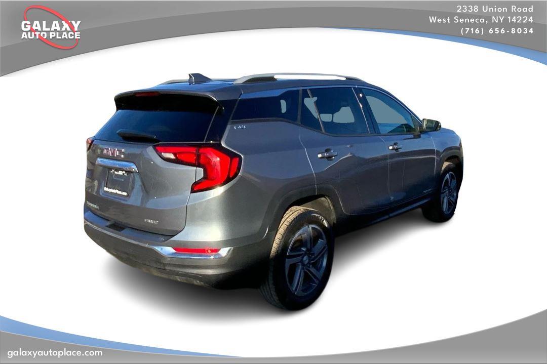 View vehicle photo 5