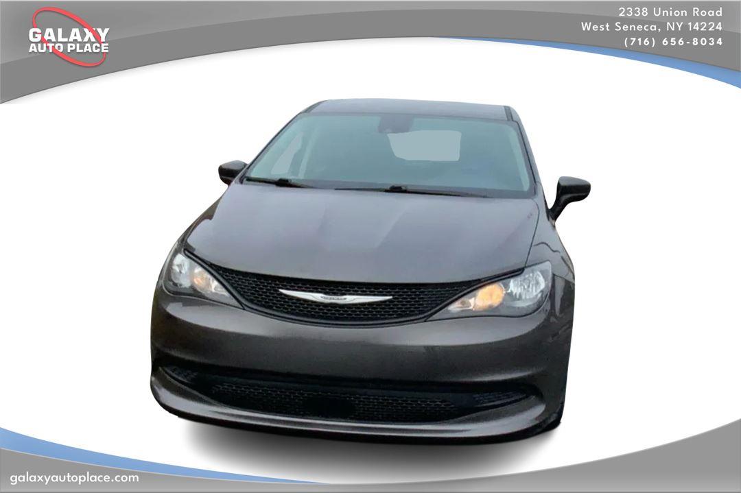 View vehicle photo 2